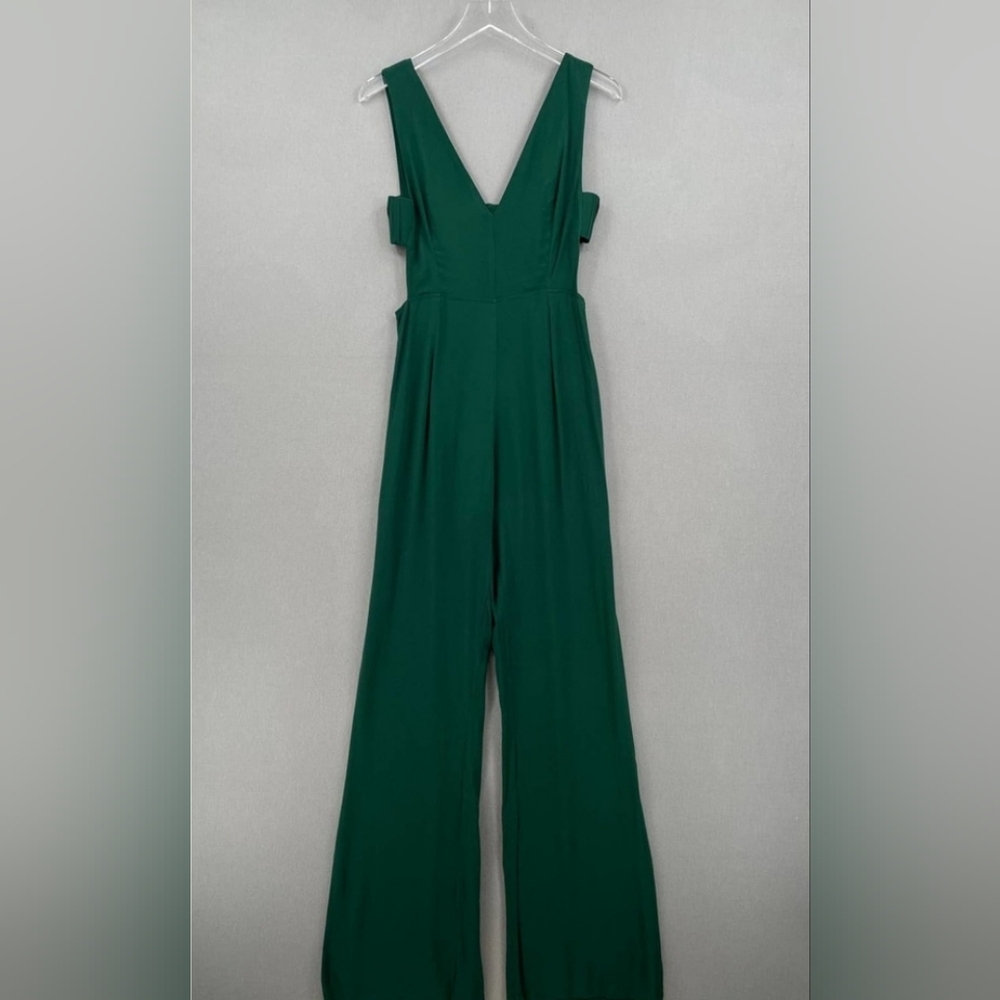 XIX PALMS Jumpsuit Womens 2 Green Sleeveless Cut Out Romper V-neck